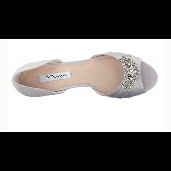 Nina Emiko Dress Pump, size 9, silver - Picture 3 of 9